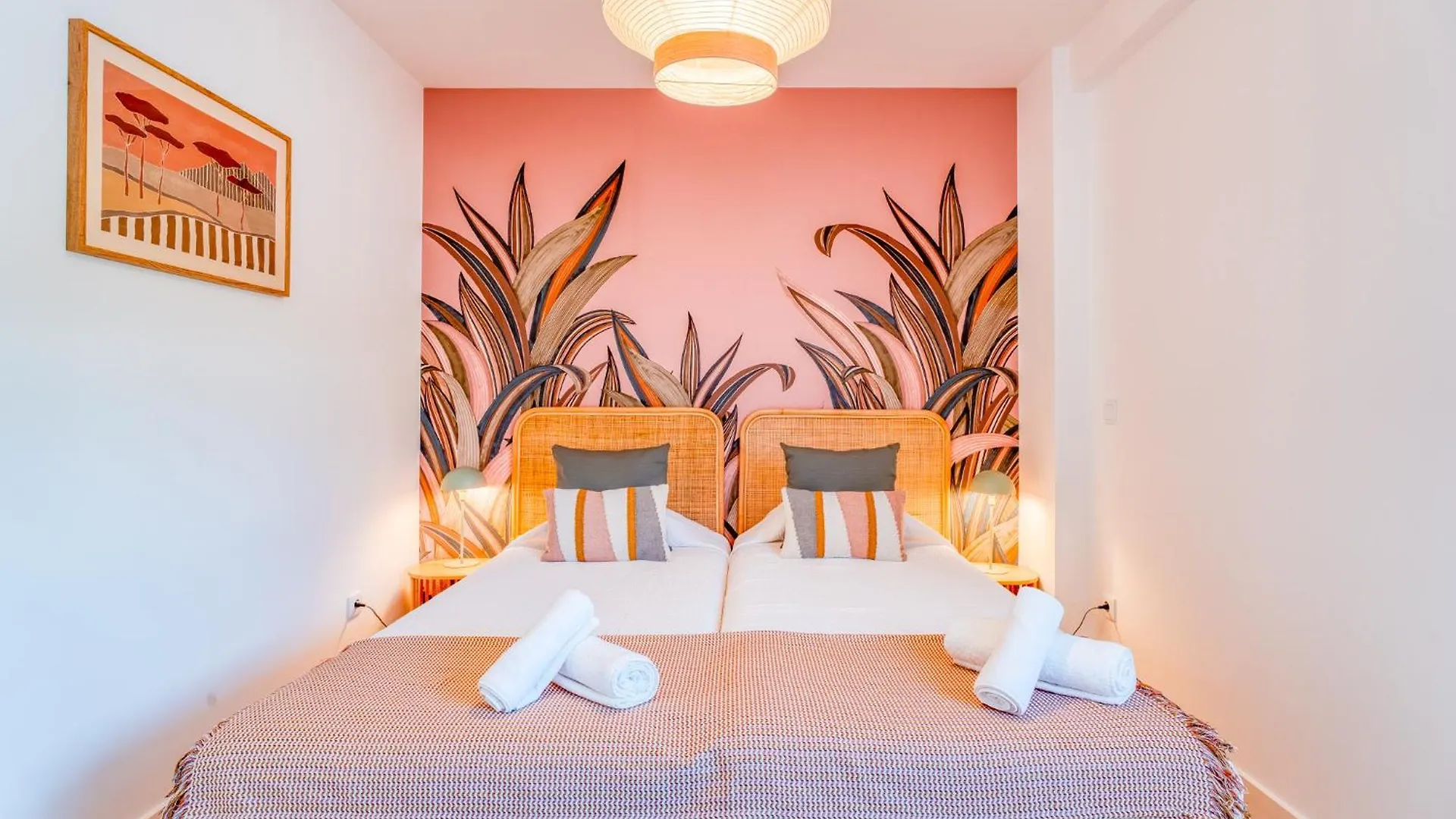 The Pink Palm Apartment Funchal  0*, Funchal (Madeira)